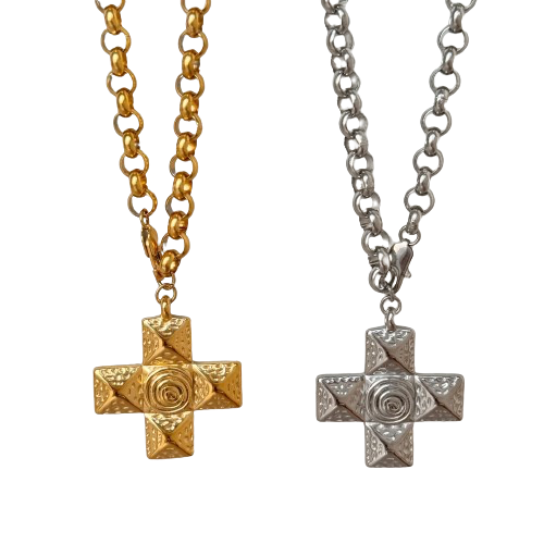 Eloa Necklace